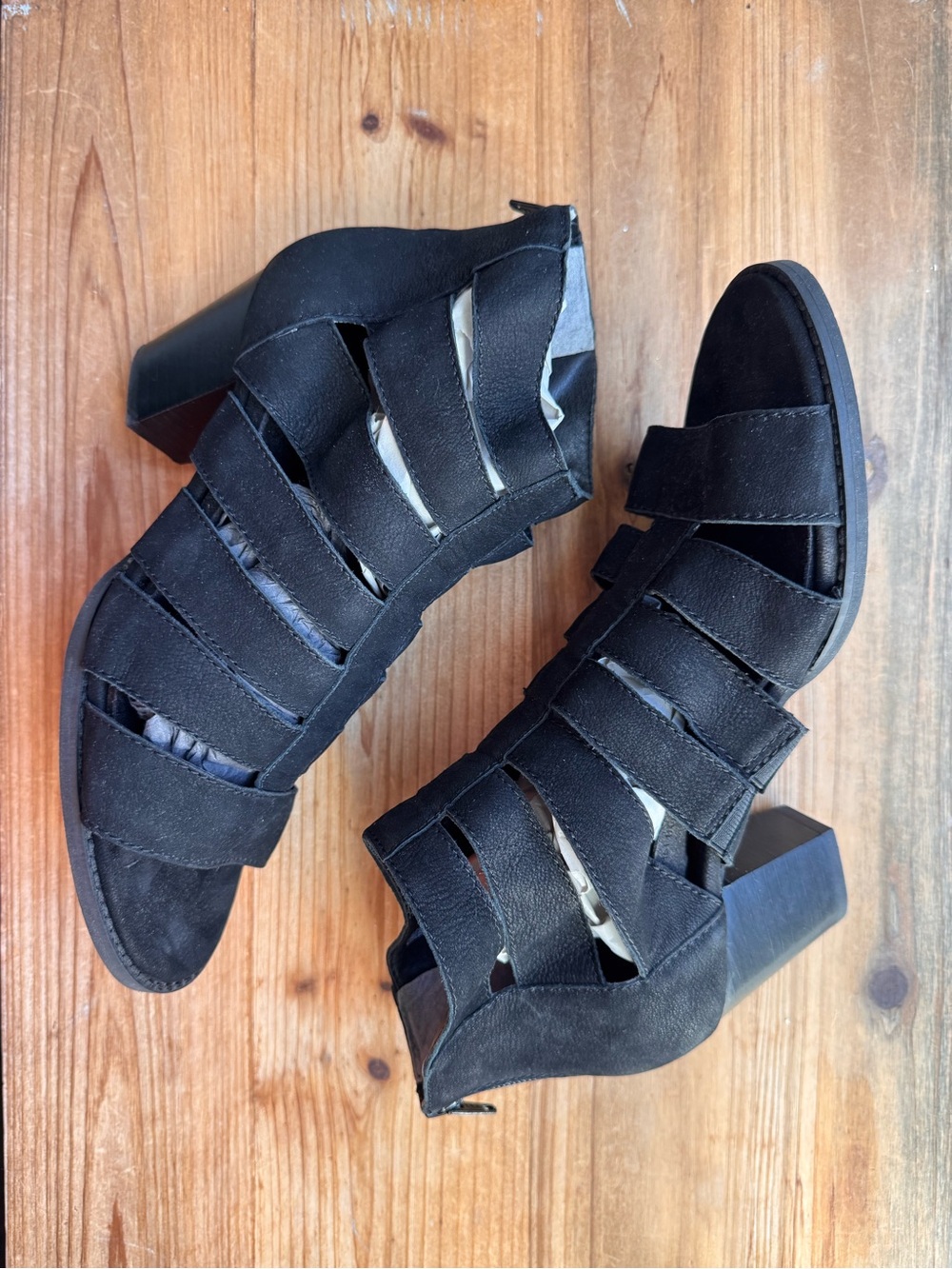Vionic Women’s 8 Black Caged Strappy Block Heel Sandals Open Toe